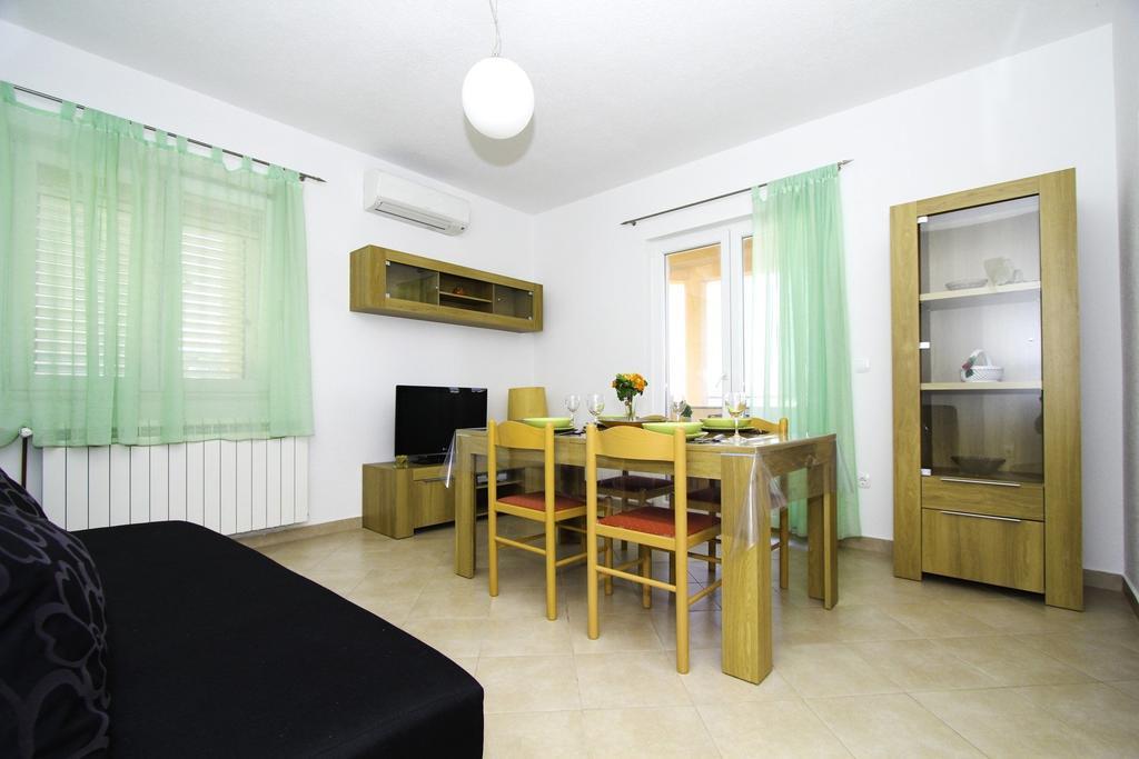 Apartments Zlatka Trogir Habitación foto